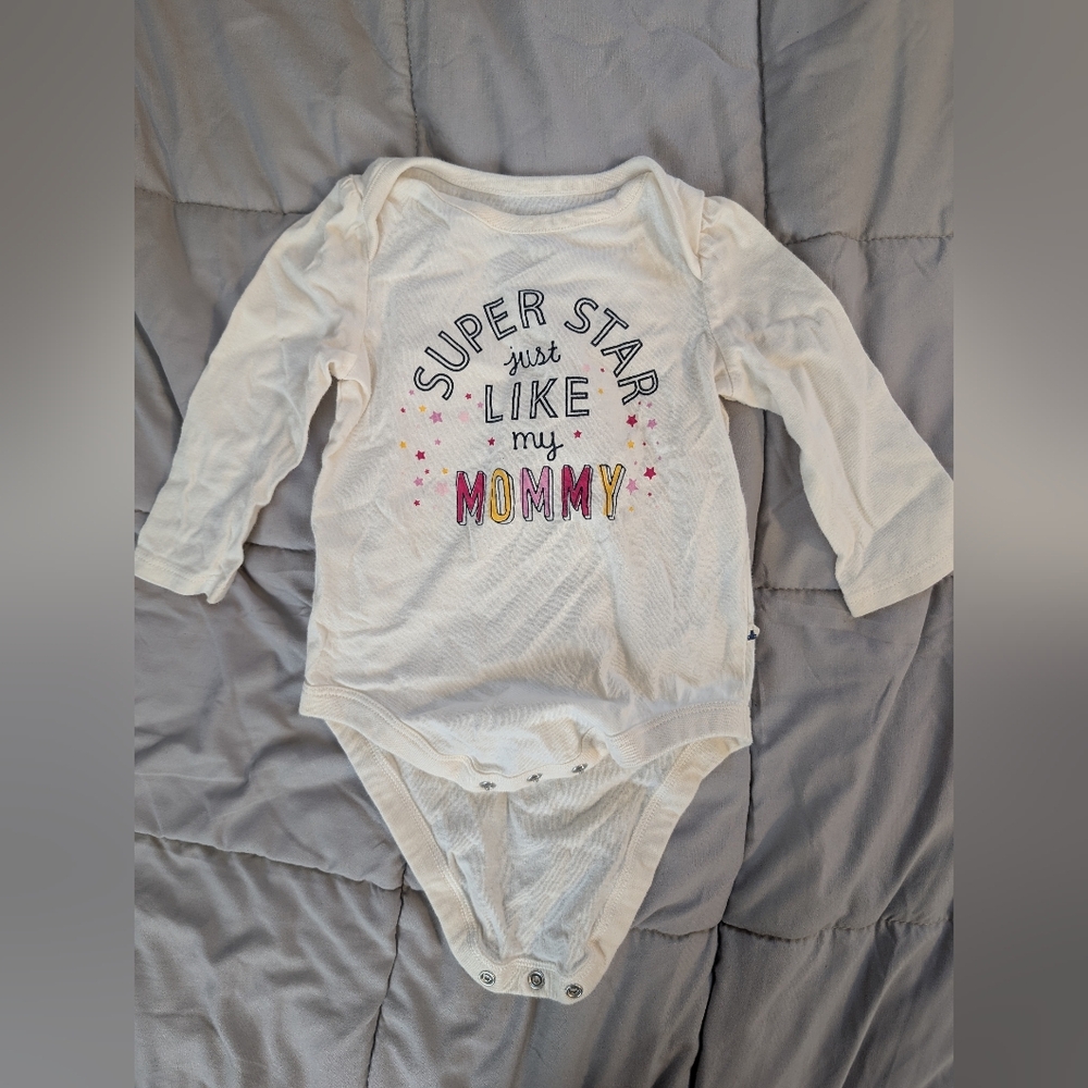 GAP Cream 'Super Star' Kids Bodysuit
